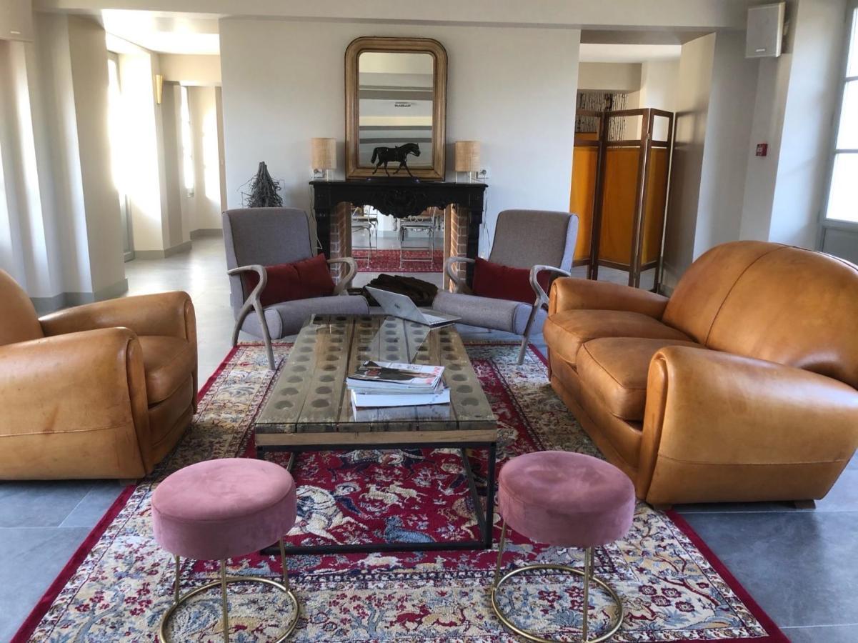 Bed and Breakfast Domaine Du Plessis Le Plessis-Luzarches Exterior foto